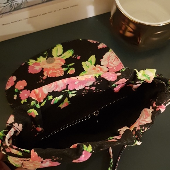 EUC Victoria's Secret PINK Floral Crossbody Bag - Picture 4 of 4